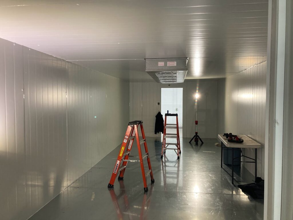 walk-in freezer construction